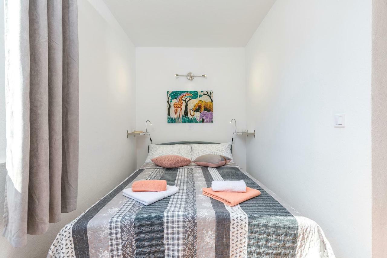 Apartment Sara 罗维尼 外观 照片