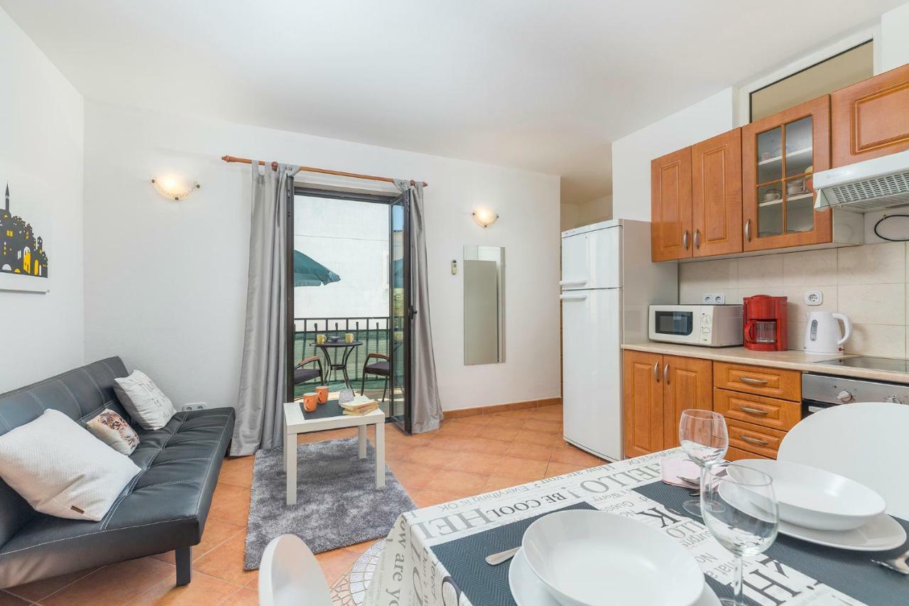 Apartment Sara 罗维尼 外观 照片